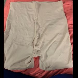 Skinny girl smoother shaper size XL